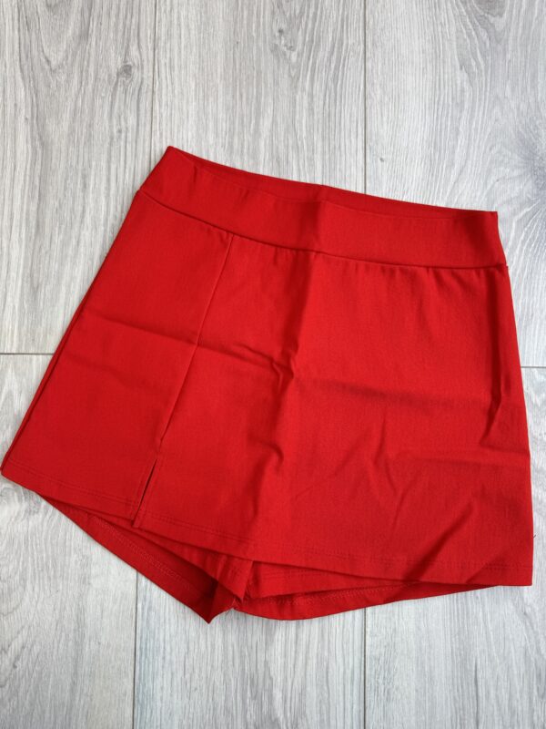 Skort red