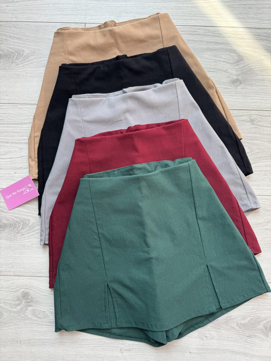 Skort Ema