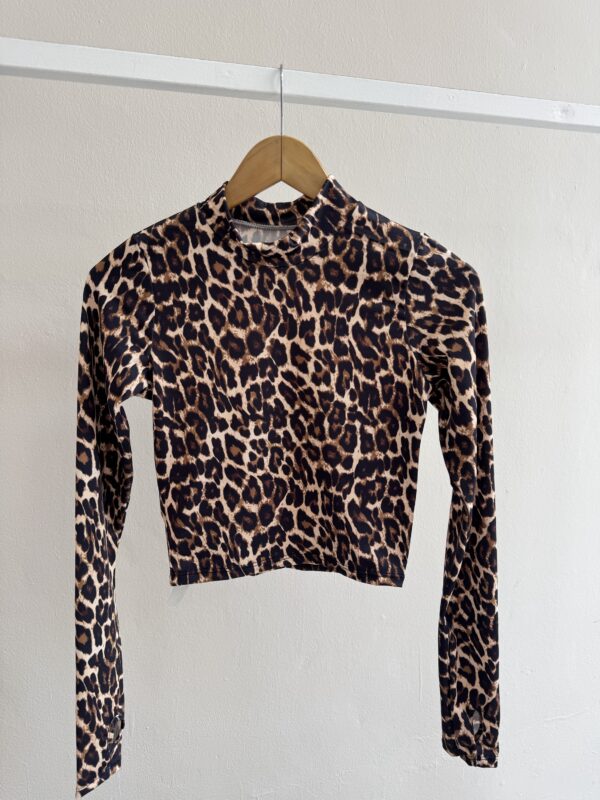 Top Amira print