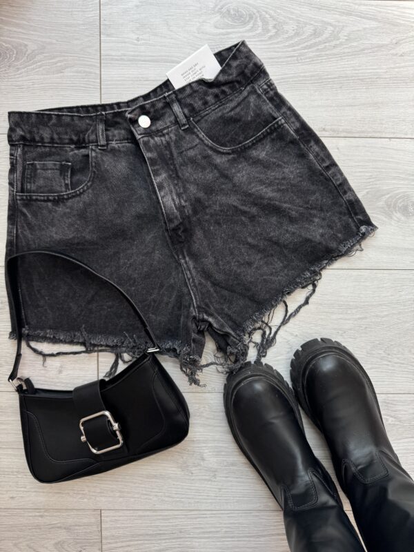 Short Berlín gris