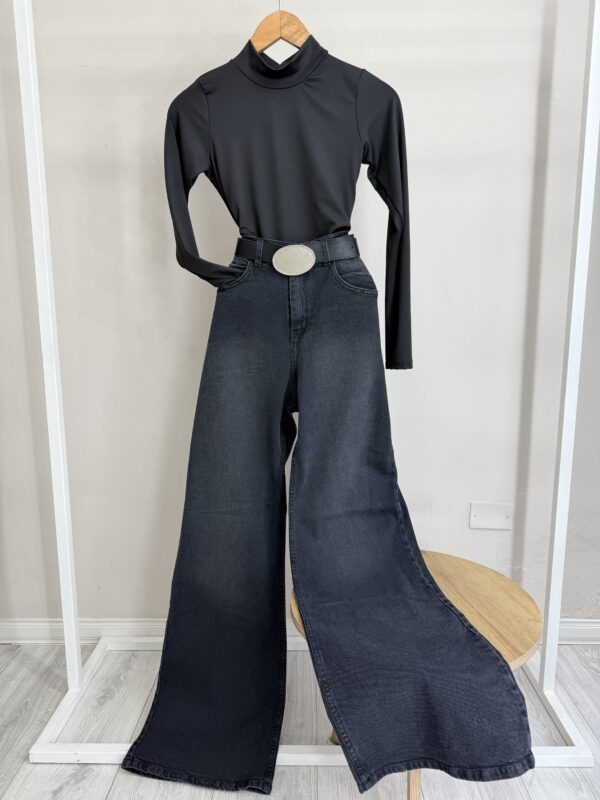 Jean Wide Anali